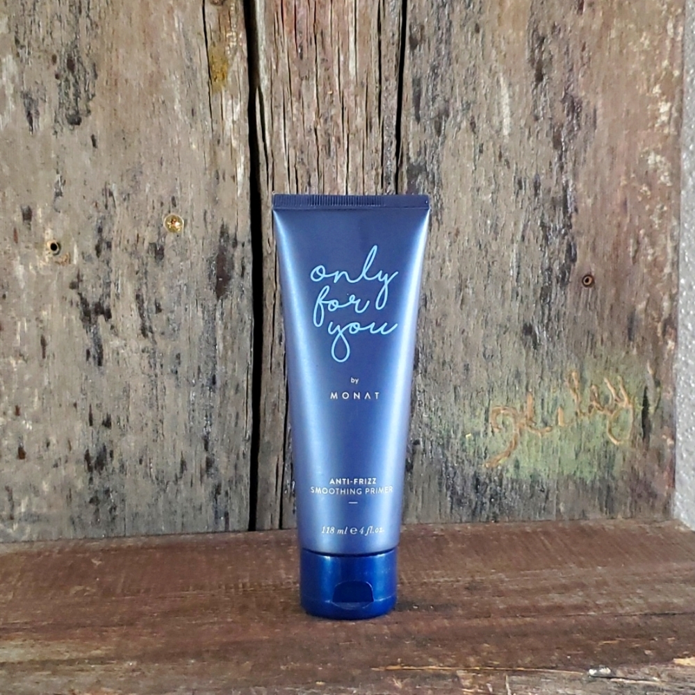 Monat Anti-Frizz Smoothing Primer